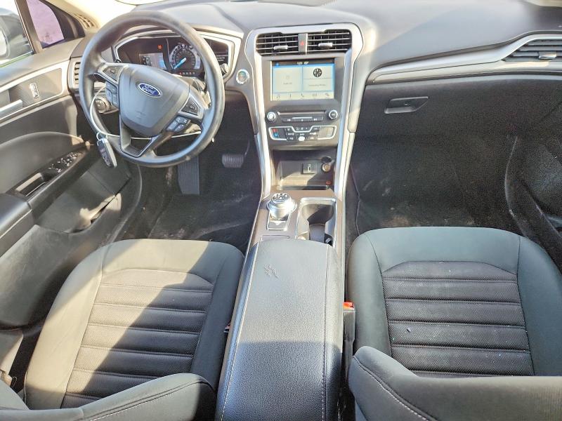 Photo 8 from auction – 2017 FORD FUSION with VIN 3FA6P0HD4HR410640