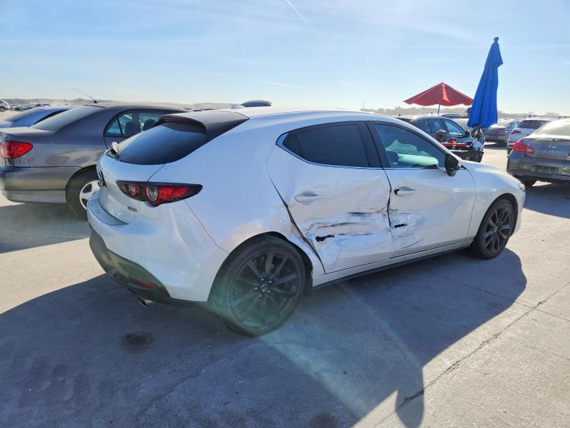 Foto 3 de la subasta – 2023 MAZDA 3 PREMIUM con VIN JM1BPBMM9P1619469