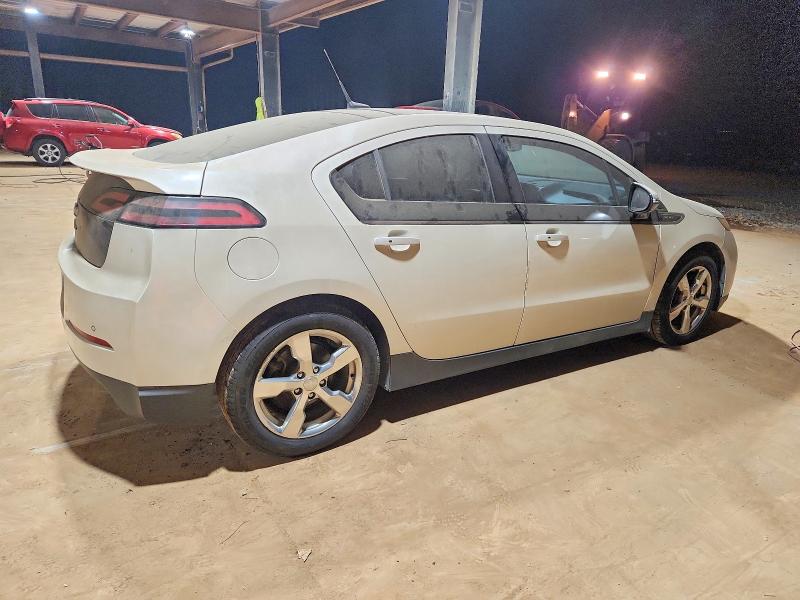 Photo 3 from auction – 2012 CHEVROLET VOLT with VIN 1G1RB6E45CU109740