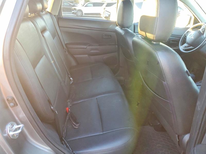 صورة رقم 10 من المزاد - 2014 MITSUBISHI OUTLANDER مع VIN 4A4AP3AUXEE008614