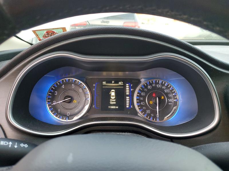 Photo 9 from auction – 2015 CHRYSLER 200 LIMITE with VIN 1C3CCCAB0FN568934