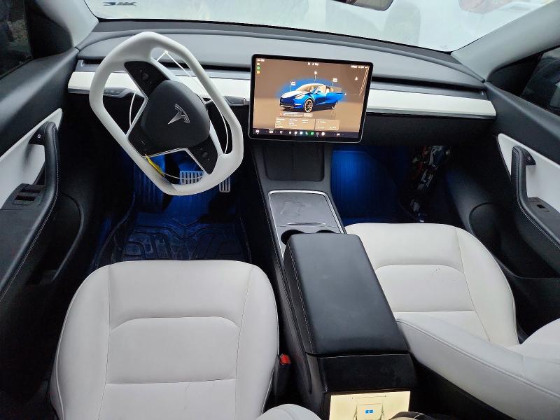 Photo 8 from auction – 2022 TESLA MODEL Y with VIN 7SAYGDEF5NF437684