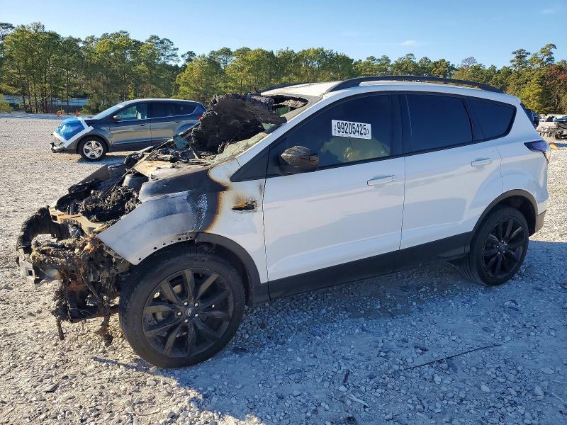 Photo 1 from auction – 2018 FORD ESCAPE SE with VIN 1FMCU0GD0JUD04123