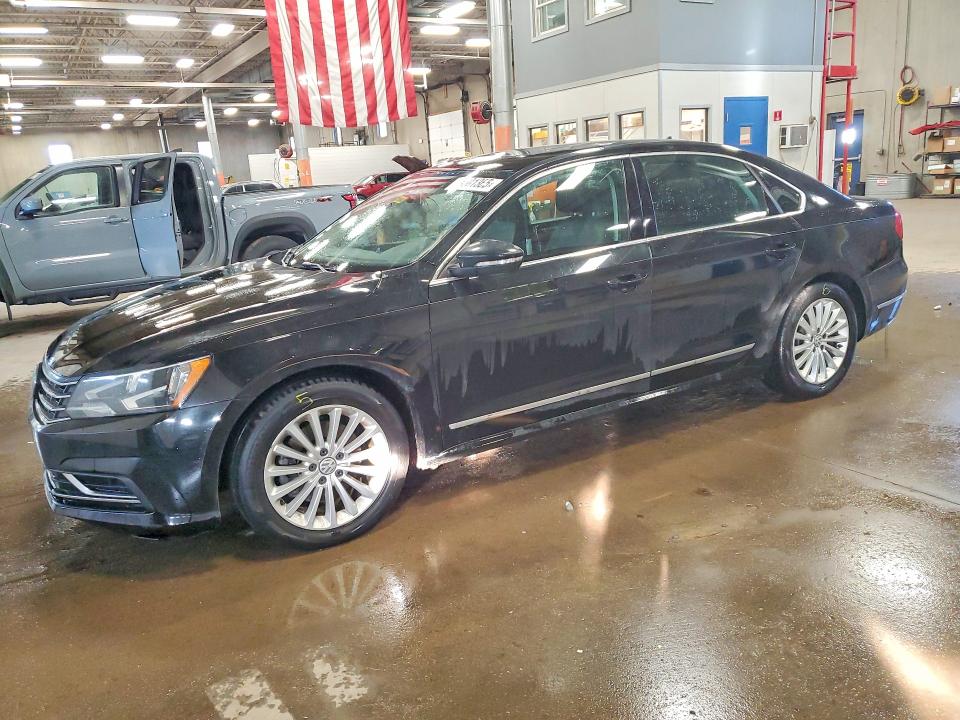 VOLKSWAGEN PASSAT SE 2016 with VIN 1VWBT7A36GC028439 - Photo from auction