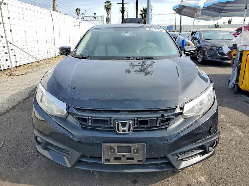 Photo 5 from auction – 2018 HONDA CIVIC EX with VIN JHMFC1F32JX011193