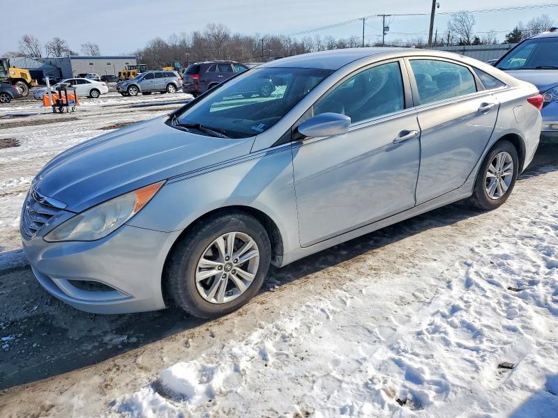 HYUNDAI SONATA GLS 2011 with VIN 5NPEB4AC9BH217844 - Photo from auction