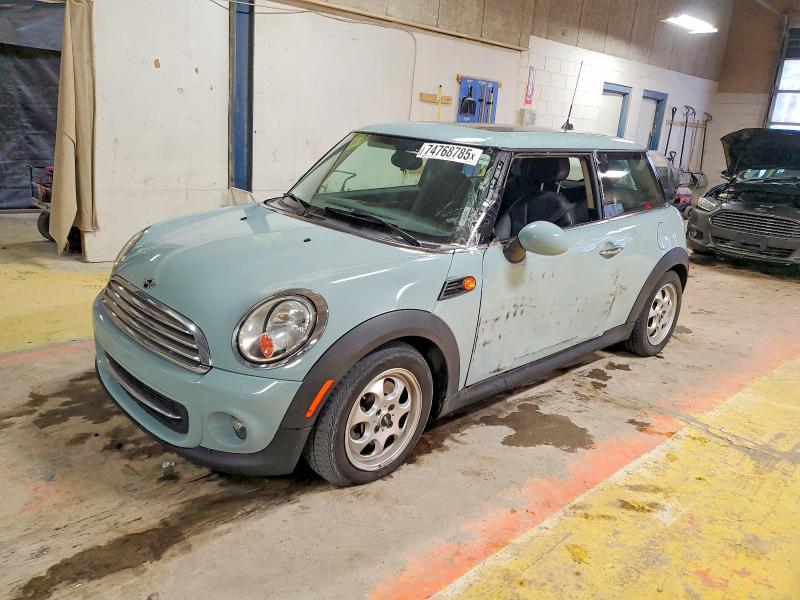 MINI COOPER 2013 with VIN WMWSU3C54DT375364 - Photo from auction