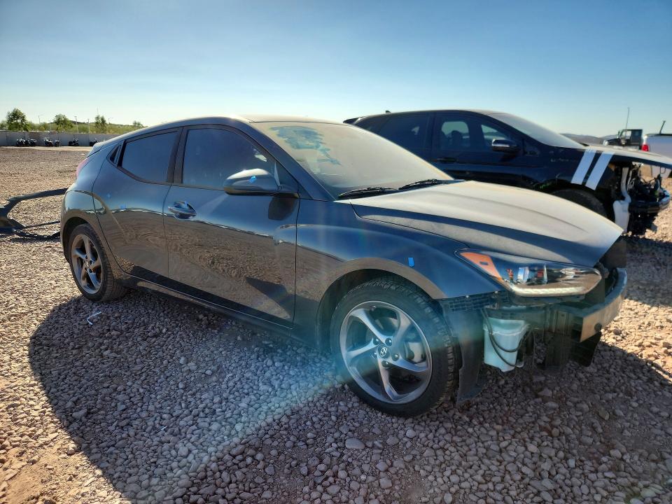 Photo 4 from auction – 2020 HYUNDAI VELOSTER B with VIN KMHTG6AF9LU029830