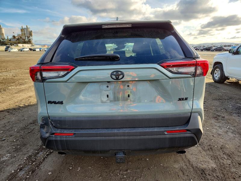 Photo 6 from auction – 2021 TOYOTA RAV4 XLE with VIN 2T3W1RFV6MW155815