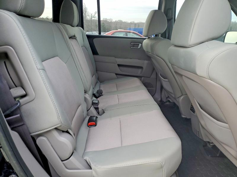 Photo 11 from auction – 2015 HONDA PILOT SE with VIN 5FNYF4H39FB066242