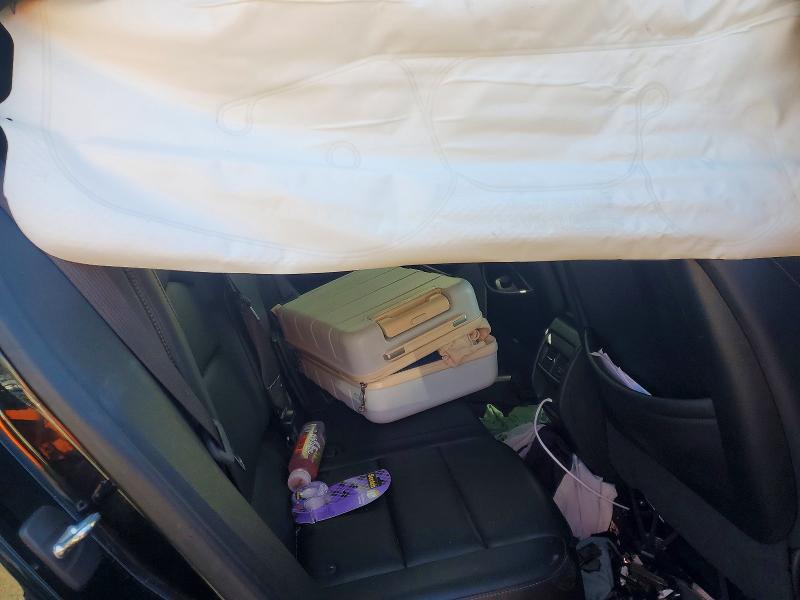 Photo 10 from auction – 2019 CADILLAC XT4 with VIN 1GYFZER48KF120321