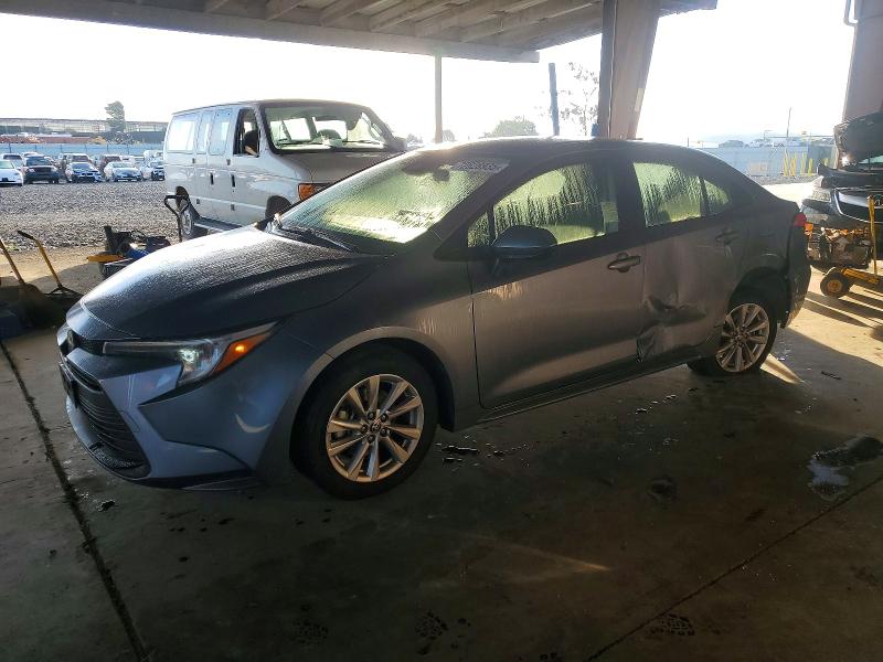 TOYOTA COROLLA LE 2024 with VIN JTDBCMFE0R3039743 - Photo from auction