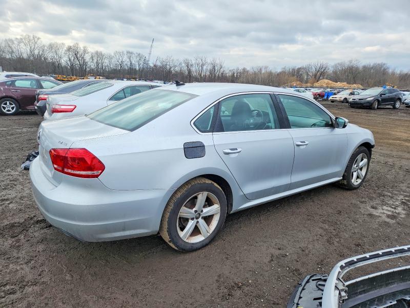 Photo 3 from auction – 2012 VOLKSWAGEN PASSAT SE with VIN 1VWBN7A32CC109149