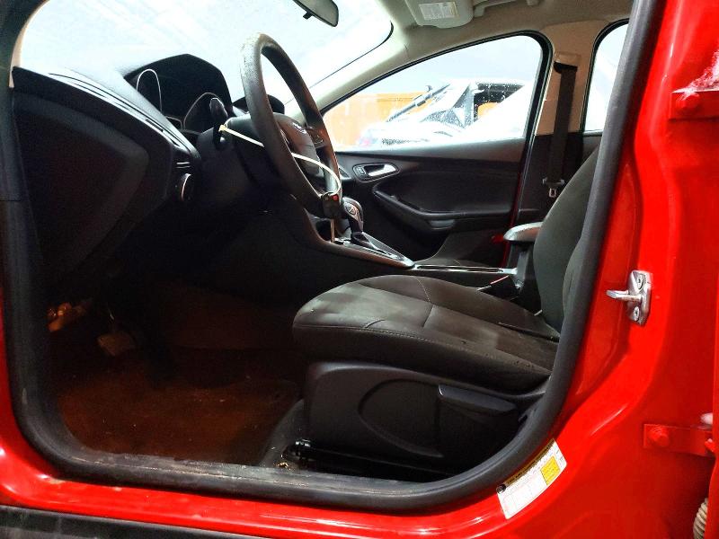 Photo 7 from auction – 2015 FORD FOCUS SE with VIN 1FADP3F21FL329536