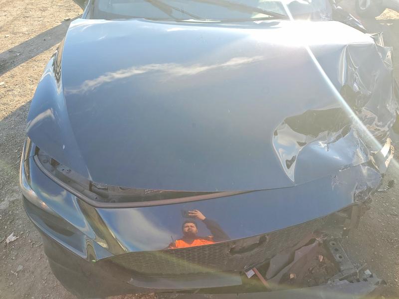 Photo 11 from auction – 2022 MAZDA 3 with VIN JM1BPAKL6N1513028