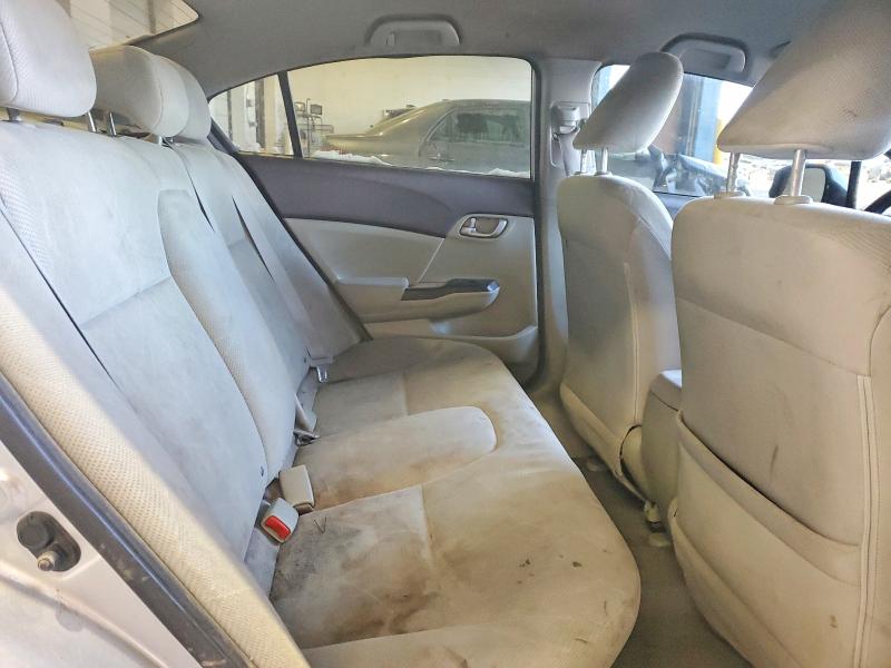 Photo 10 from auction – 2012 HONDA CIVIC with VIN 19XFB2F53CE019107