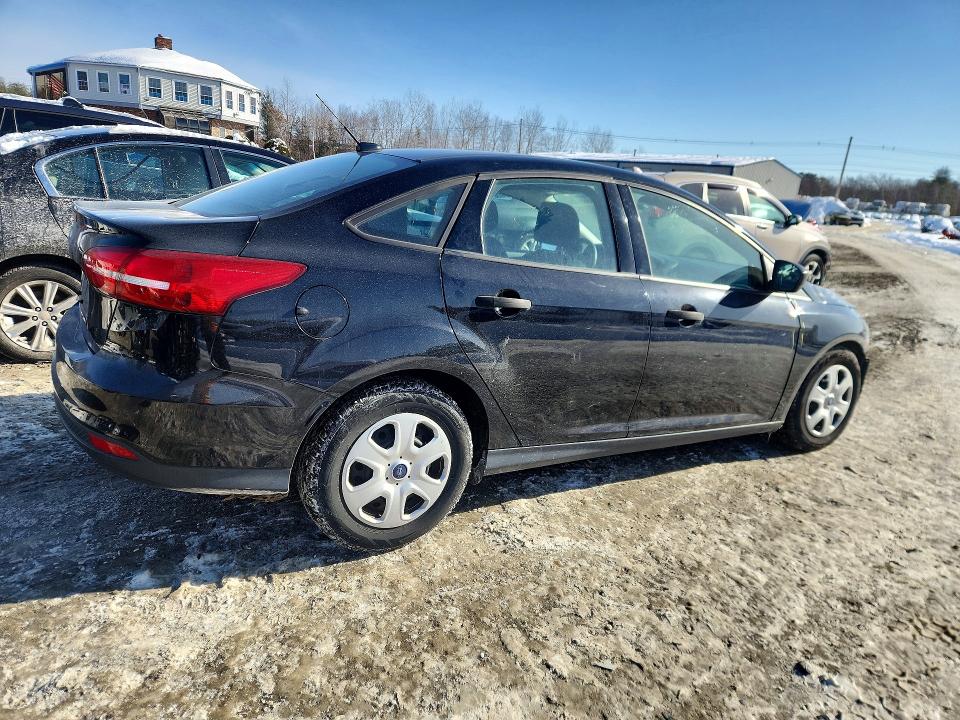 Photo 3 from auction – 2017 FORD FOCUS S with VIN 1FADP3E25HL207606