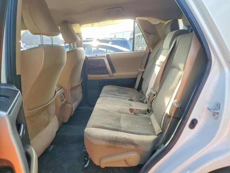 Photo 11 from auction – 2012 TOYOTA 4RUNNER SR with VIN JTEBU5JR7C5083047