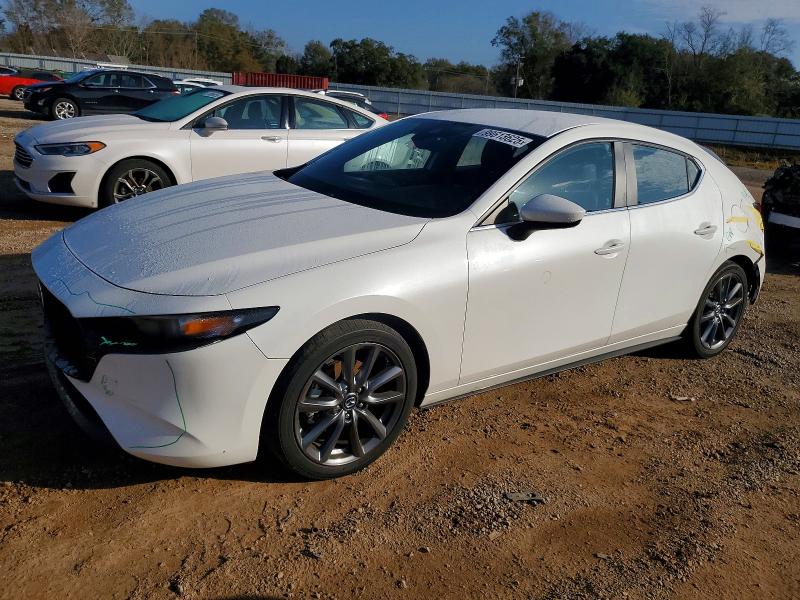 MAZDA 3 2019 with VIN JM1BPBJM7K1122630 - Photo from auction