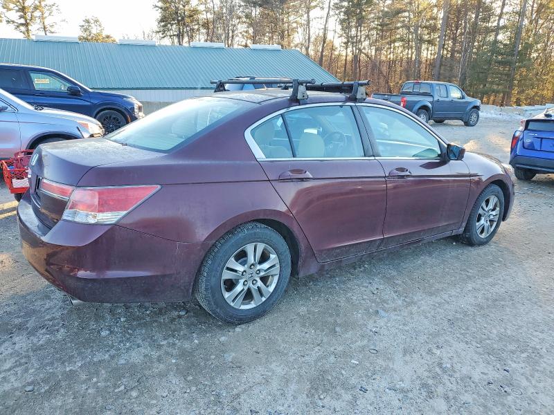 Photo 3 from auction – 2011 HONDA ACCORD LXP with VIN 1HGCP2F45BA097371