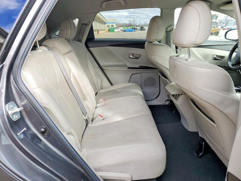 Photo 10 from auction – 2010 TOYOTA VENZA with VIN 4T3ZA3BB9AU033905