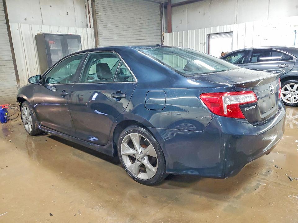 Photo 2 from auction – 2014 TOYOTA CAMRY with VIN 4T1BF1FK0EU754193