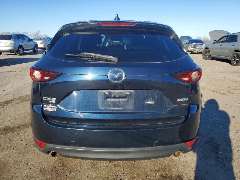 Photo 6 from auction – 2017 MAZDA CX-5 TOURI with VIN JM3KFBCL2H0204729