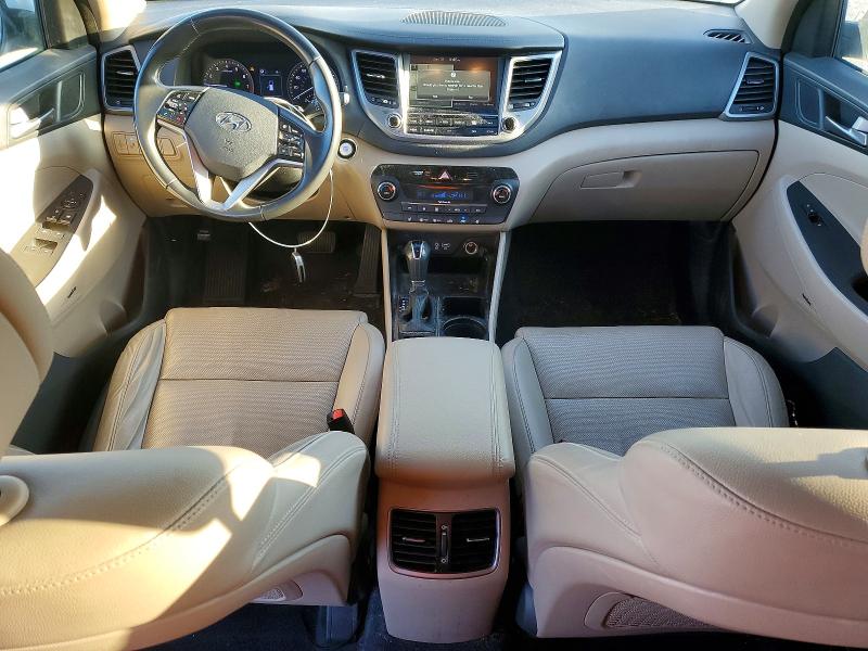 Photo 8 from auction – 2017 HYUNDAI TUCSON with VIN KM8J33A40HU529012