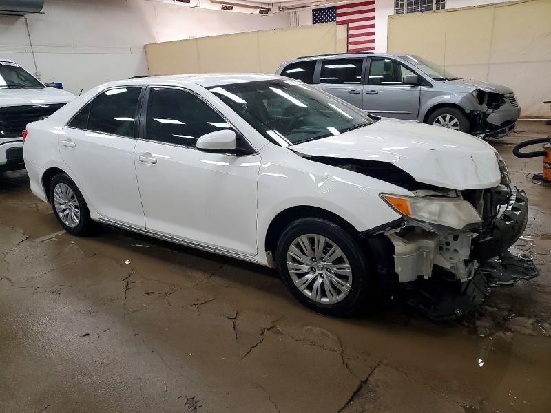 Zdjęcie 4 z aukcji – 2012 TOYOTA CAMRY BASE z VIN 4T1BF1FK4CU123864