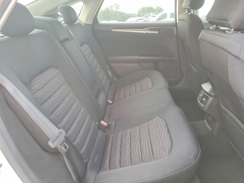 Foto 10 de la subasta – 2016 FORD FUSION con VIN 3FA6P0H72GR112662