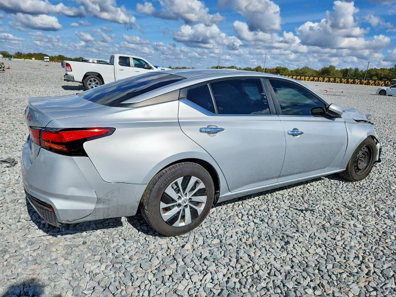 Photo 3 from auction – 2022 NISSAN ALTIMA S with VIN 1N4BL4BV3NN381231