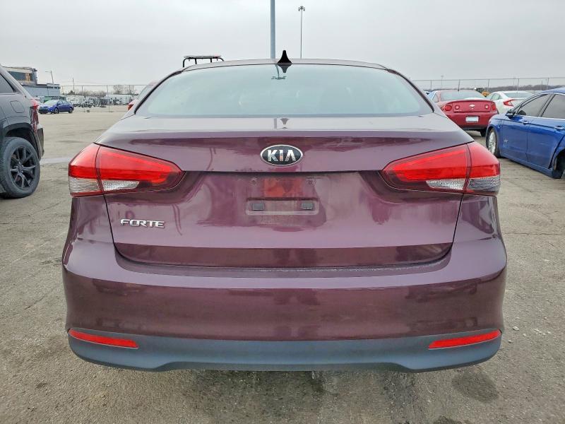 Photo 6 from auction – 2017 KIA FORTE LX with VIN 3KPFK4A78HE047349