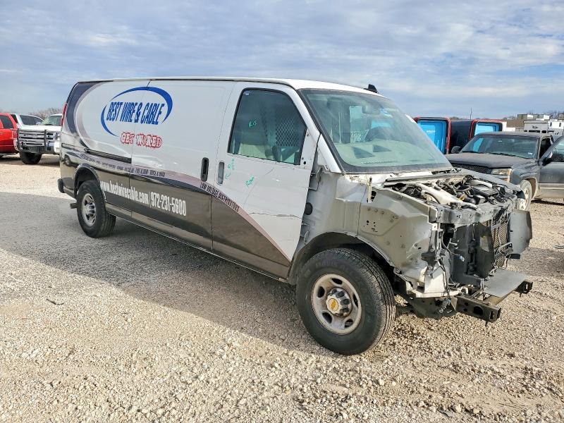 Photo 4 from auction – 2019 CHEVROLET EXPRESS G2 with VIN 1GCWGBFG2K1326482