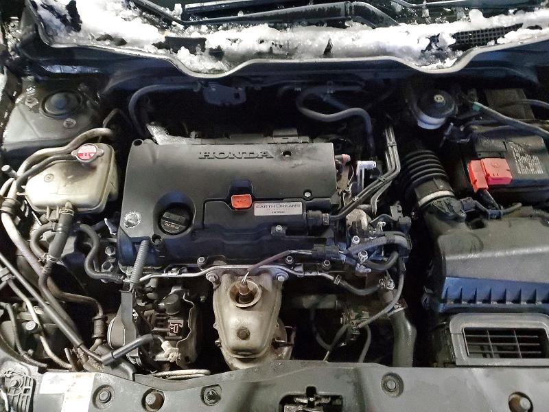 Photo 11 from auction – 2018 HONDA CIVIC with VIN 2HGFC2F54JH037311