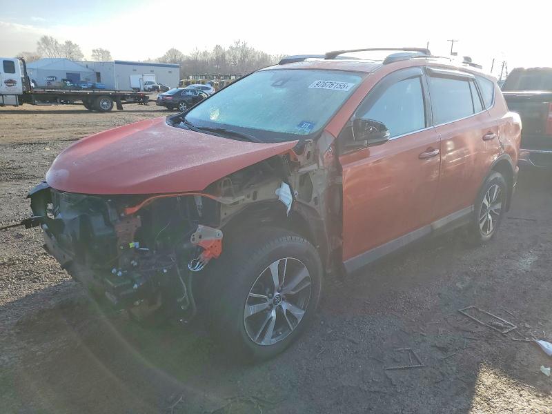 TOYOTA RAV4 XLE 2016 with VIN 2T3RFREV2GW536565 - Photo from auction