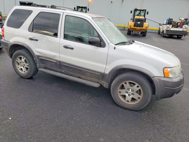 Photo 4 from auction – 2003 FORD ESCAPE XLT with VIN 1FMCU93163KA71377