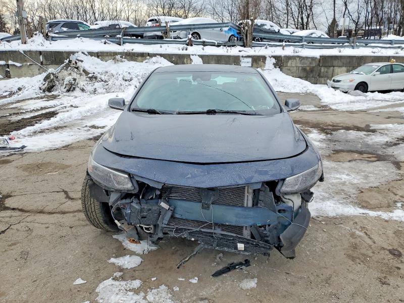 Photo 5 from auction – 2018 CHEVROLET MALIBU LT with VIN 1G1ZD5ST7JF184893