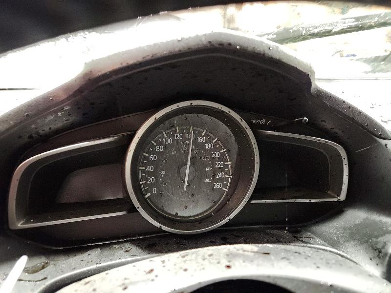 Photo 9 from auction – 2018 MAZDA 3 TOURING with VIN JM1BN1L74J1183133