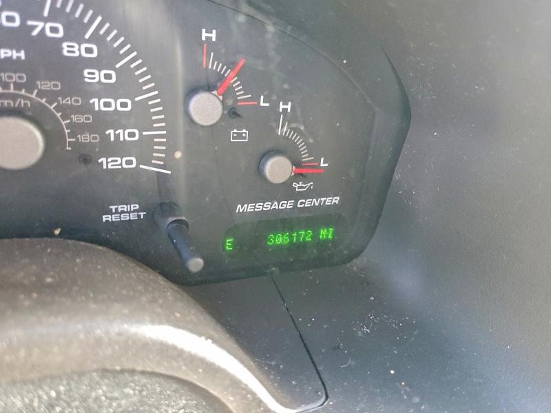 Photo 9 from auction – 2003 FORD EXPEDITION with VIN 1FMFU18L93LB64879