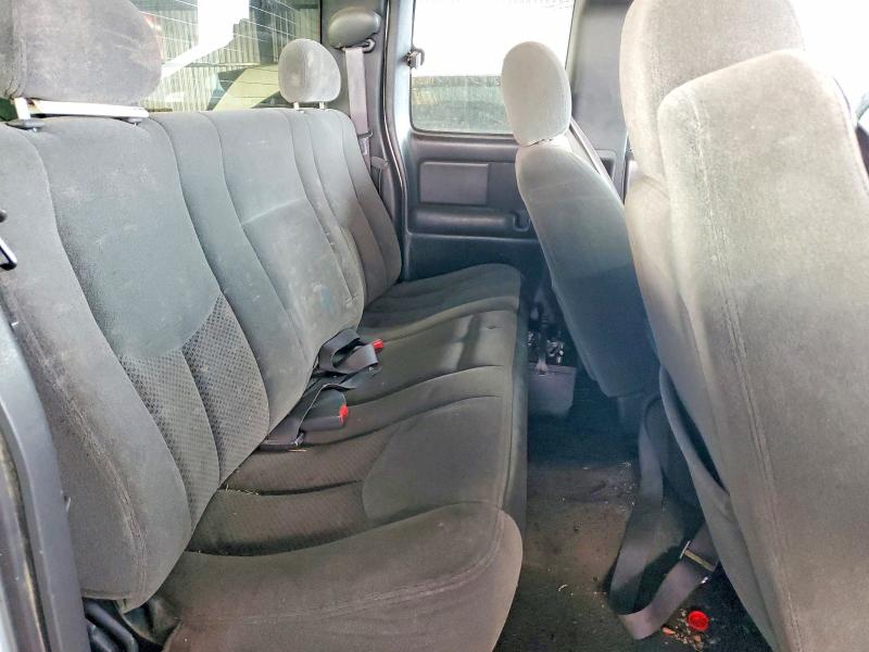 Photo 10 from auction – 2003 CHEVROLET SILVERADO with VIN 1GCHK29U83E326179