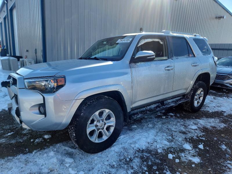 TOYOTA 4RUNNER SR 2018 with VIN JTEBU5JRXJ5545498 - Photo from auction