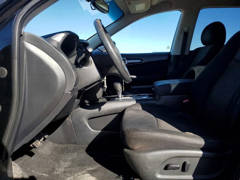 Photo 7 from auction – 2017 NISSAN PATHFINDER with VIN 5N1DR2MN3HC694522