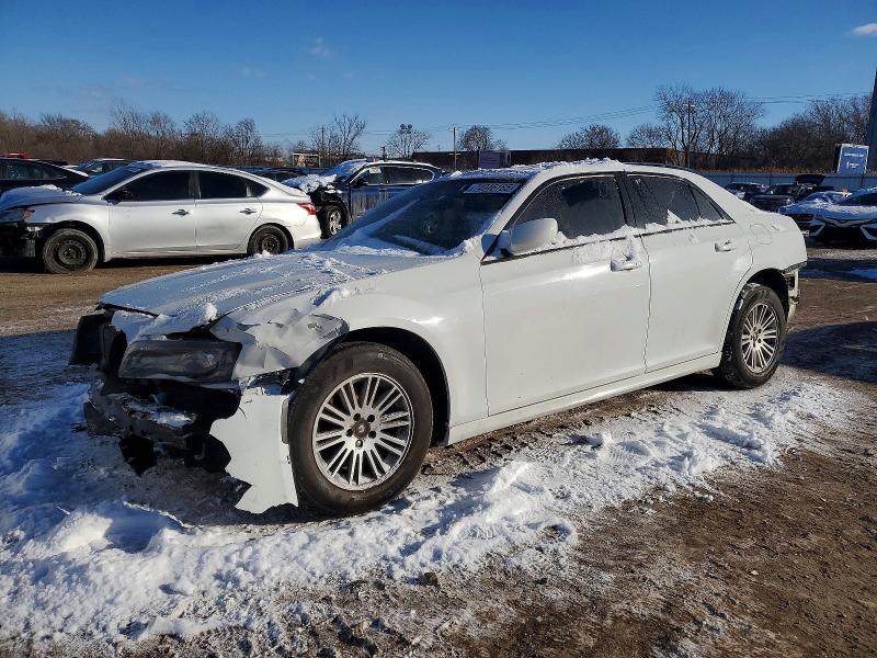 CHRYSLER 300 2018 with VIN 2C3CCABG0JH204013 - Photo from auction
