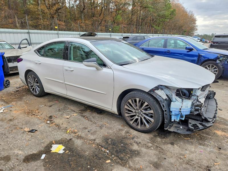 Photo 4 from auction – 2021 LEXUS ES 350 BAS with VIN 58ADZ1B12MU101966