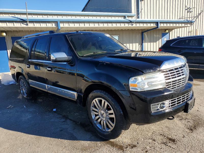 Photo 4 from auction – 2007 LINCOLN NAVIGATOR with VIN 5LMFL28517LJ18458