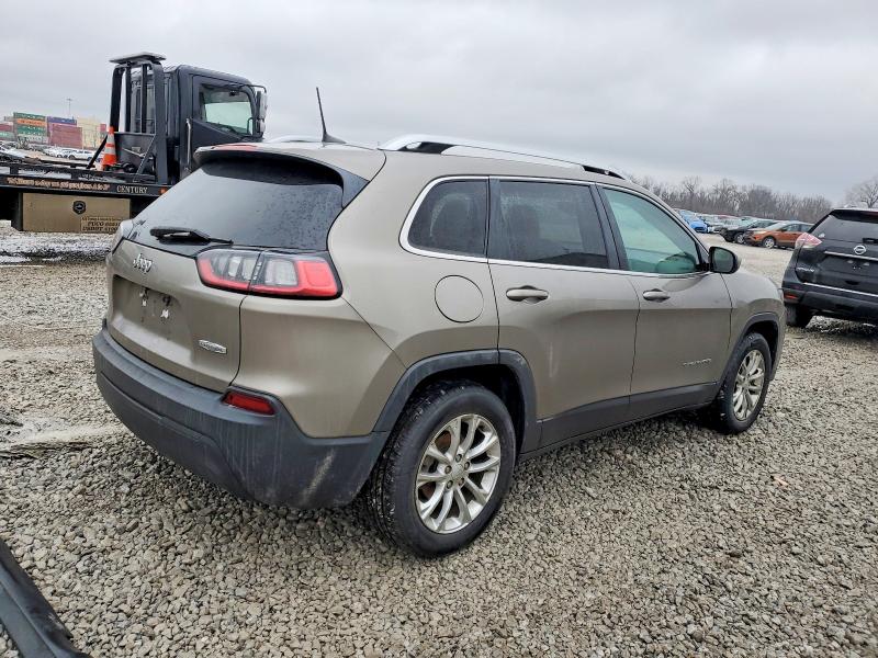 Photo 3 from auction – 2019 JEEP CHEROKEE L with VIN 1C4PJLCB7KD285334