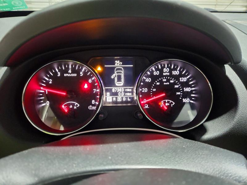 Photo 9 from auction – 2013 NISSAN ROGUE S with VIN JN8AS5MV3DW614257