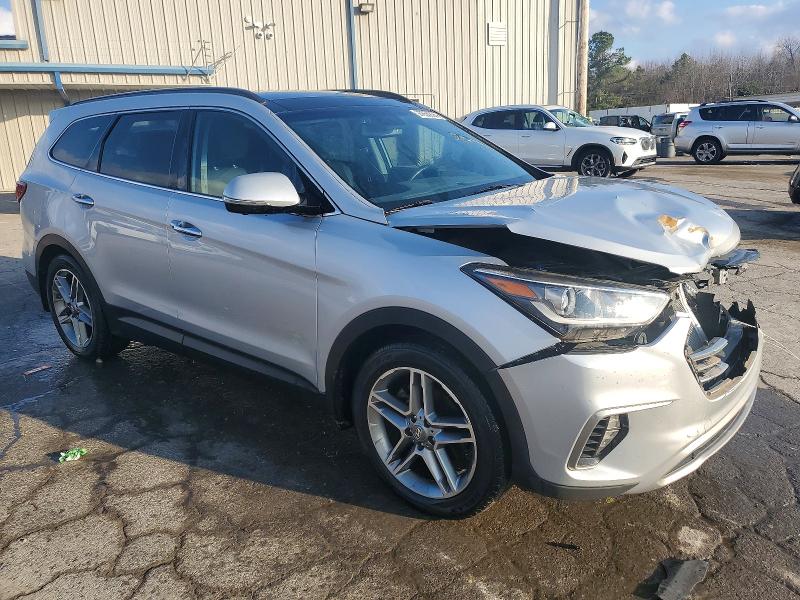 Photo 4 from auction – 2017 HYUNDAI SANTA FE with VIN KM8SR4HF7HU199319