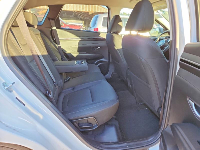 Photo 11 from auction – 2023 HYUNDAI TUCSON with VIN 5NMJBCAE5PH281667