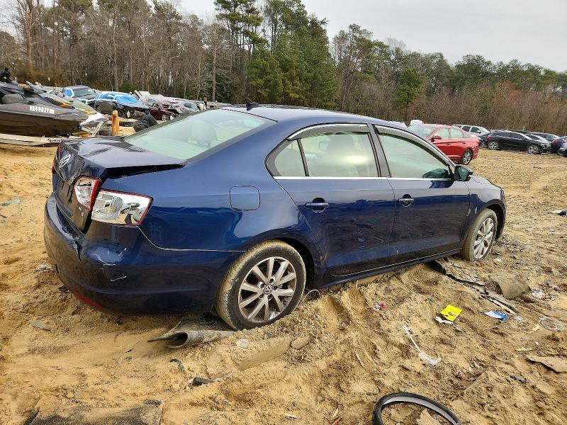 Photo 3 from auction – 2014 VOLKSWAGEN JETTA with VIN 3VWB17AJ9EM403398